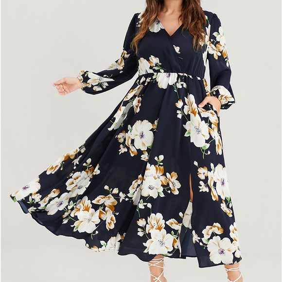 BloomChic Dresses & Skirts - BloomChic Navy Floral Surplice Neck Lantern Sleeve Pocket Dress Plus Size 2X